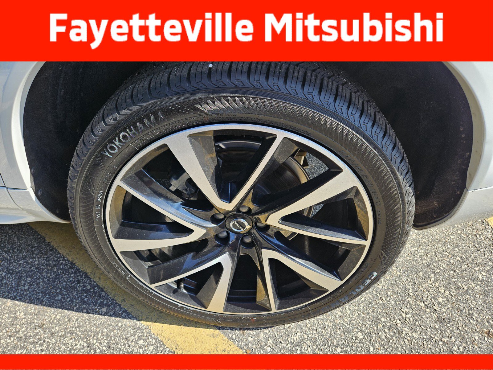 Used 2023 Volvo XC90 B6 Plus w/ Protection Package Premier AWD/4WD image 8