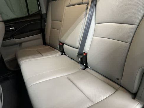 Used 2025 Honda Ridgeline RTL image 11