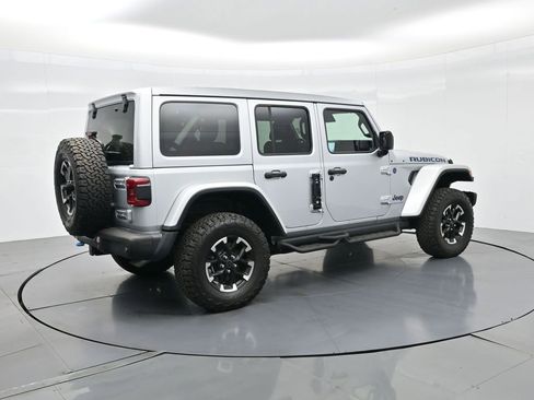 Used 2024 Jeep Wrangler Unlimited Rubicon 4xe image 4