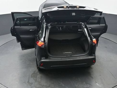 Certified 2022 Toyota Corolla Cross XLE w/ Black Badges Package (TMS) AWD/4WD image 49