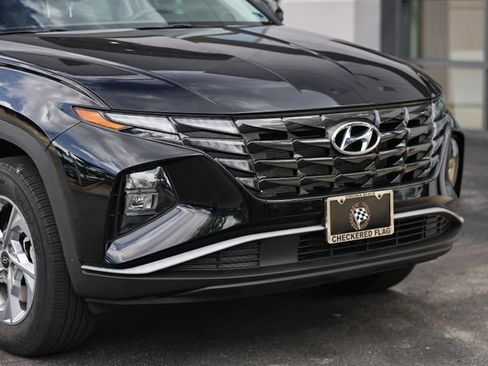 Used 2023 Hyundai Tucson SE AWD/4WD image 2