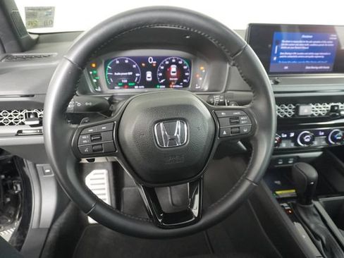 Used 2025 Honda Accord Sport image 23