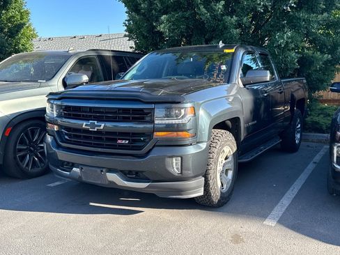 Used 2017 Chevrolet Silverado 1500 LT w/ All Star Edition AWD/4WD image 2