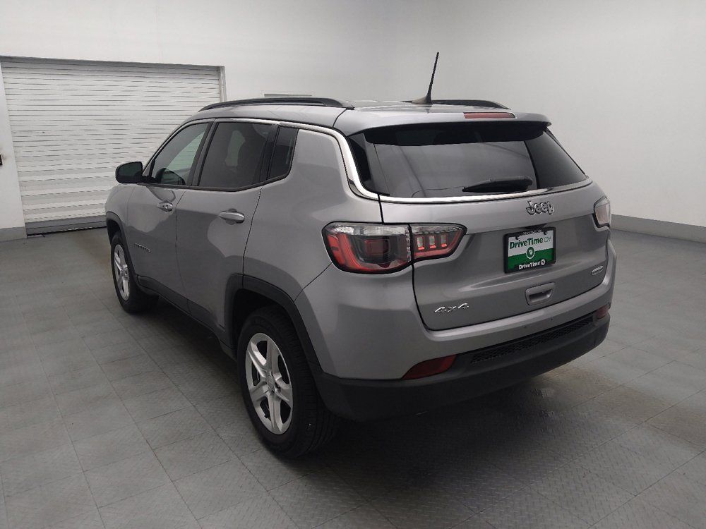 Used 2023 Jeep Compass Latitude AWD/4WD image 5