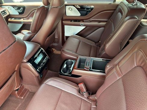 Used 2020 Lincoln Aviator Black Label w/ Dynamic Handling Package AWD/4WD image 27