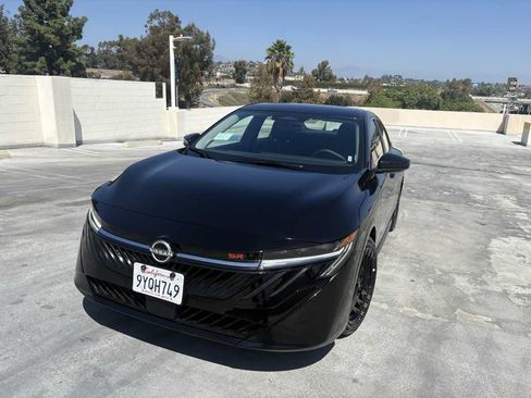 Used 2026 Nissan Sentra SR w/ Floor Mat Package FWD image 6