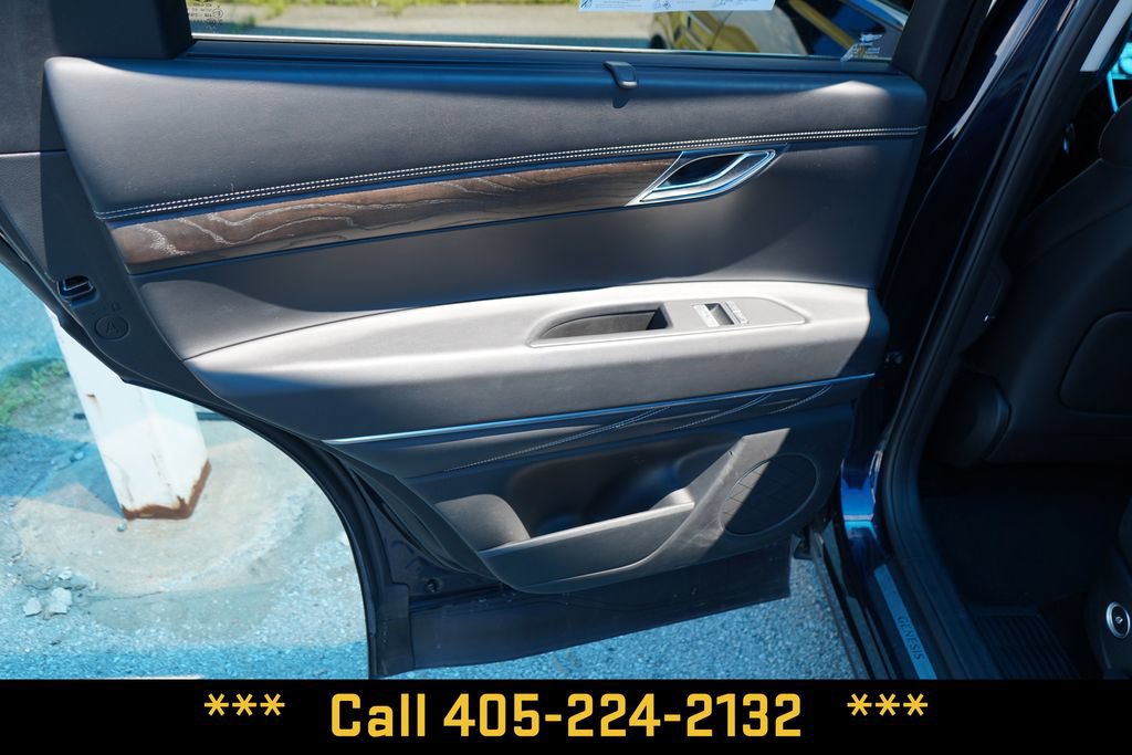 Used 2024 Genesis GV80 2.5T AWD/4WD image 30