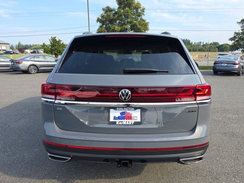 New 2026 Volkswagen Atlas SE image 5