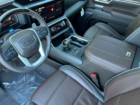 New 2026 GMC Sierra 1500 Denali AWD/4WD image 8