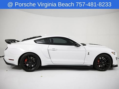 Used 2021 Ford Mustang Shelby GT500 w/ Technology Package RWD image 8