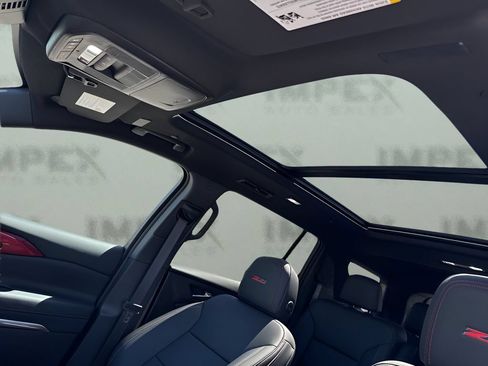 New 2026 Chevrolet Traverse Z71 AWD/4WD image 10
