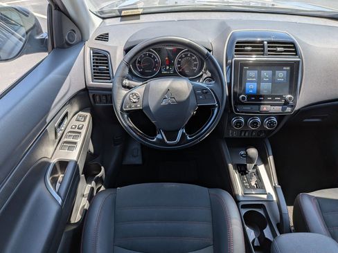 Used 2025 Mitsubishi Outlander Sport ES AWD/4WD image 30