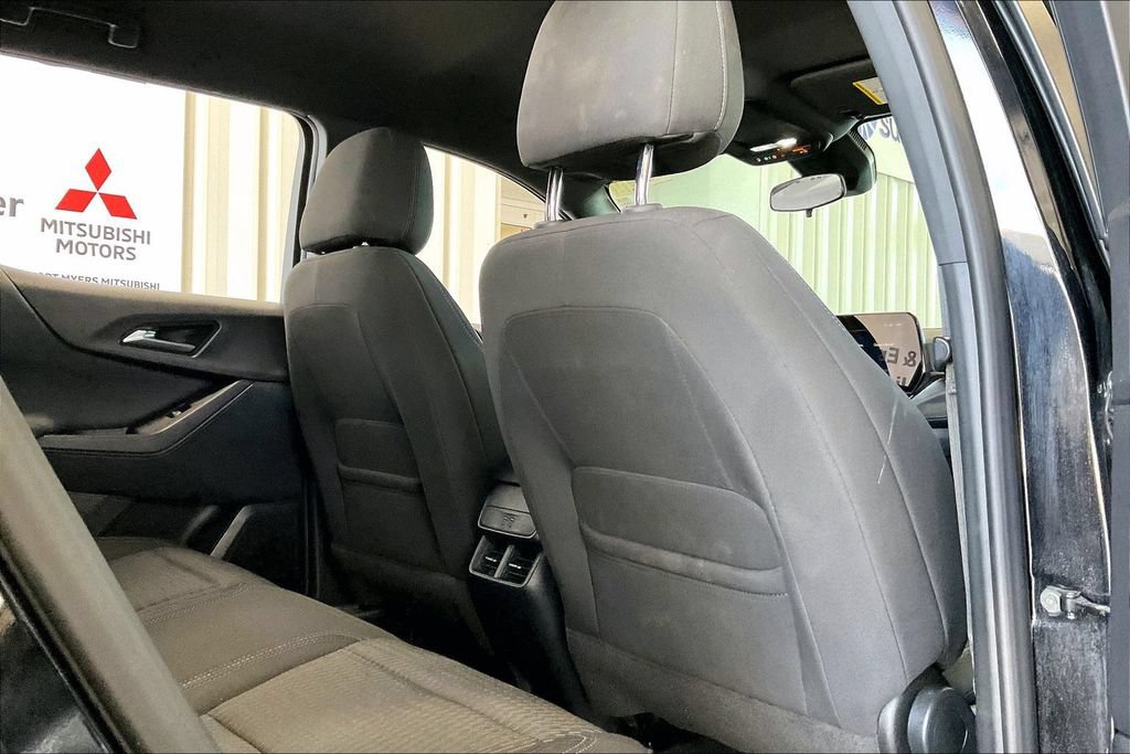 Used 2025 Chevrolet Equinox LT AWD/4WD image 19