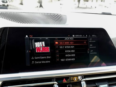 Used 2021 BMW 330i Sedan w/ Convenience Package image 30