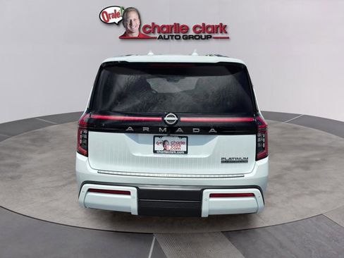 Certified 2025 Nissan Armada Platinum Reserve AWD/4WD image 5