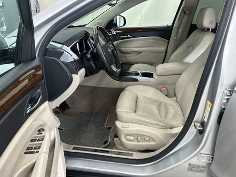 Used 2010 Cadillac SRX Luxury FWD image 10
