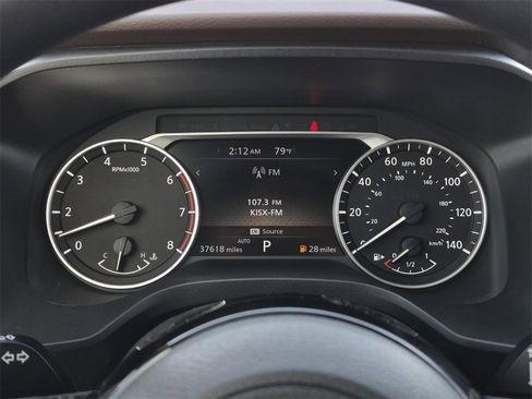 Used 2022 Nissan Rogue SV image 17