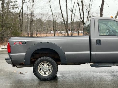 Used 2013 Ford F250 XL w/ XL Value Pkg image 9