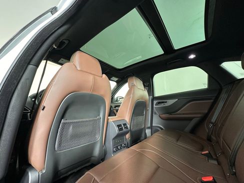 Used 2017 Jaguar F-PACE S AWD/4WD image 21