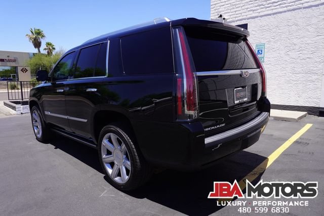 Used 2018 Cadillac Escalade Premium Luxury AWD/4WD image 51