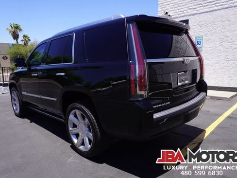Used 2018 Cadillac Escalade Premium Luxury AWD/4WD image 51