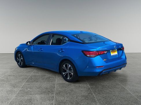 Used 2022 Nissan Sentra SV image 3