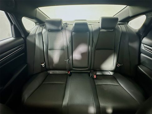 Used 2022 Honda Accord Sport image 13