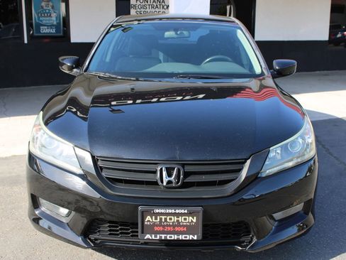 Used 2015 Honda Accord Sport image 2