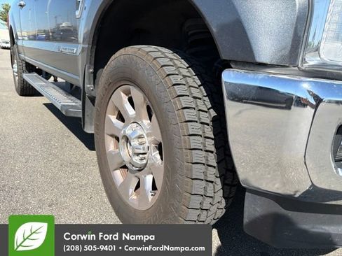 Used 2017 Ford F350 Lariat w/ Lariat Ultimate Package AWD/4WD image 3
