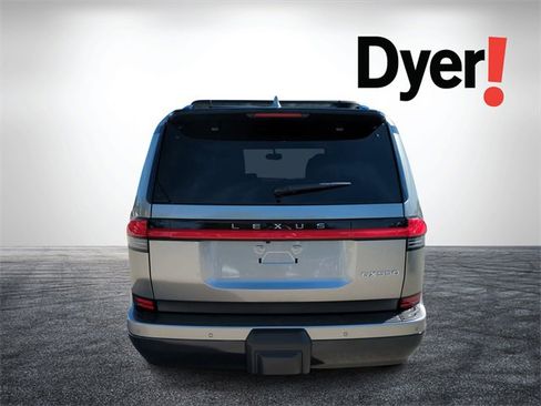 Used 2024 Lexus GX 550 image 5