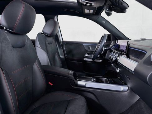 Certified 2024 Mercedes-Benz EQB 300 4MATIC image 8