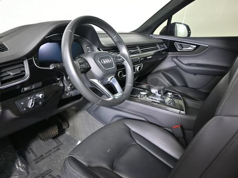 Used 2018 Audi Q7 3.0T Prestige AWD/4WD image 24