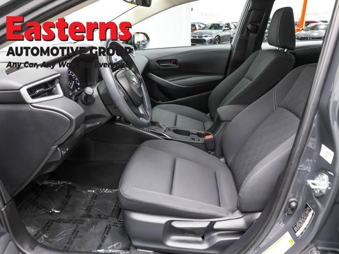 Used 2025 Toyota Corolla LE image 14