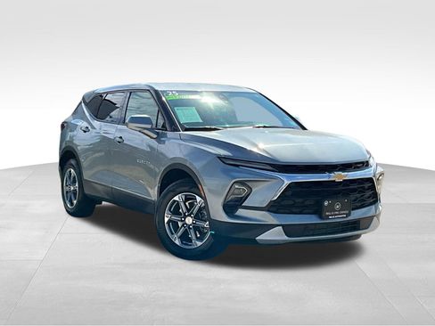 Used 2025 Chevrolet Blazer LT image 30