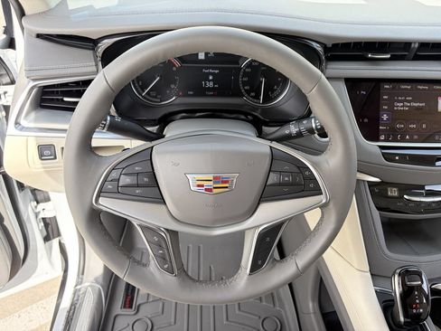 Certified 2024 Cadillac XT5 Premium Luxury FWD image 24