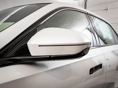 New 2026 BMW 740i xDrive w/ Executive Package image 14