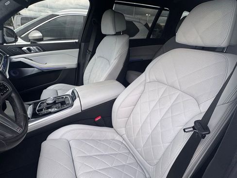 Certified 2023 BMW X7 xDrive40i w/ Executive Package AWD/4WD image 9