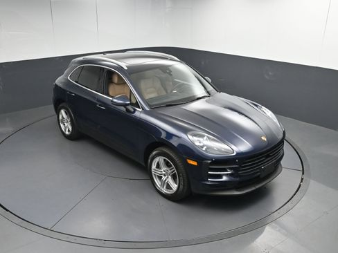 Certified 2020 Porsche Macan S image 39