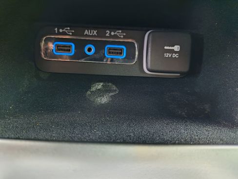 Used 2021 Jeep Grand Cherokee Overland w/ Trailer Tow Group IV image 22