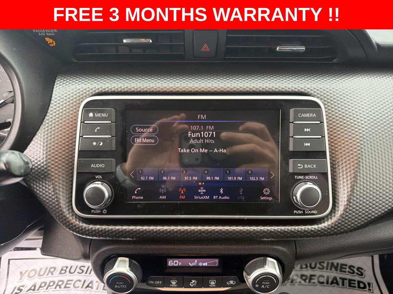 Used 2018 Nissan Kicks SV FWD image 17