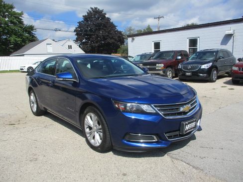Used 2014 Chevrolet Impala LT w/ Convenience Package image 4