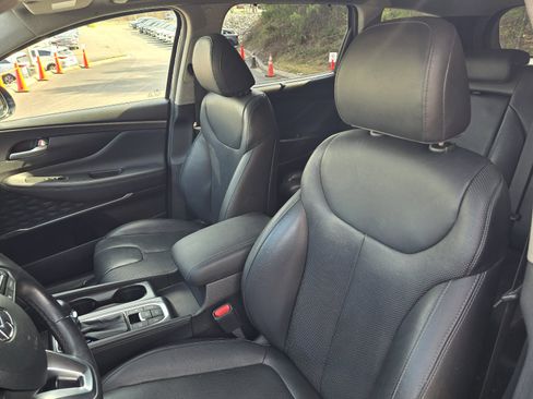 Used 2019 Hyundai Santa Fe FWD image 12