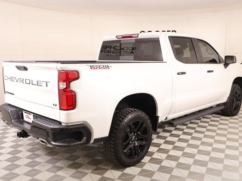Used 2024 Chevrolet Silverado 1500 LT Trail Boss w/ Convenience Package II AWD/4WD image 21