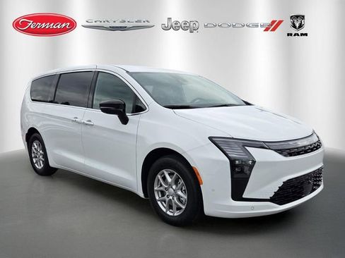 New 2027 Chrysler Pacifica Select w/ Family Tech Group FWD image 1