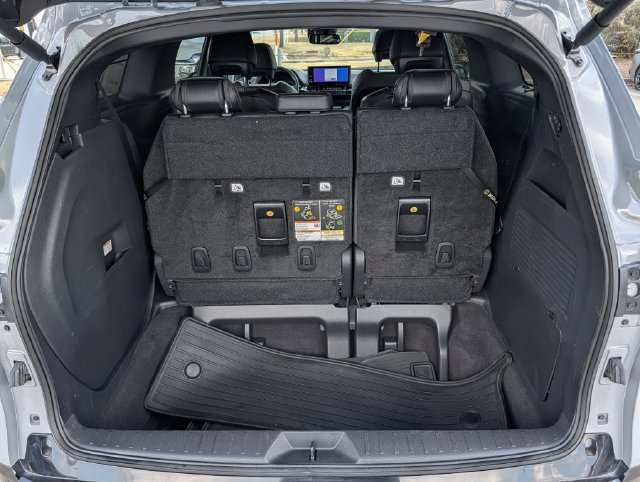Certified 2025 Toyota Sienna XSE w/ XSE Premium Package AWD/4WD image 28