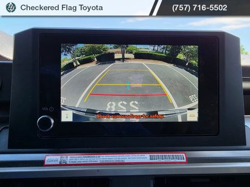 Used 2025 Toyota Tacoma TRD Sport AWD/4WD image 16