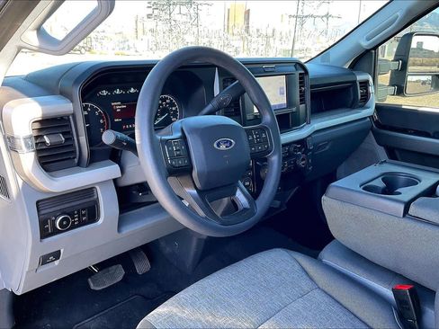 Used 2025 Ford F250 XL w/ STX Appearance Package image 17