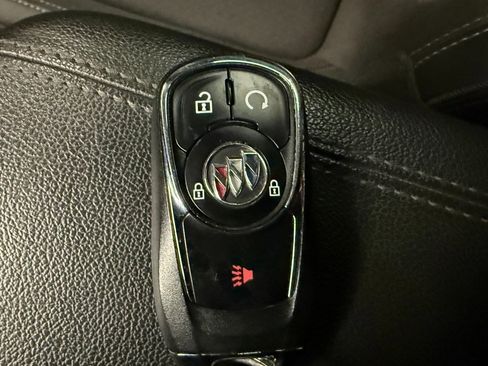 Used 2020 Buick Encore GX Select image 17