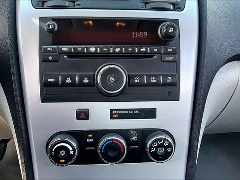 Used 2012 GMC Acadia SL FWD image 32