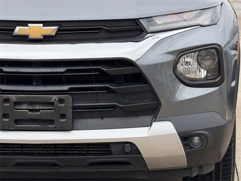 Used 2021 Chevrolet TrailBlazer LT w/ Convenience Package image 9